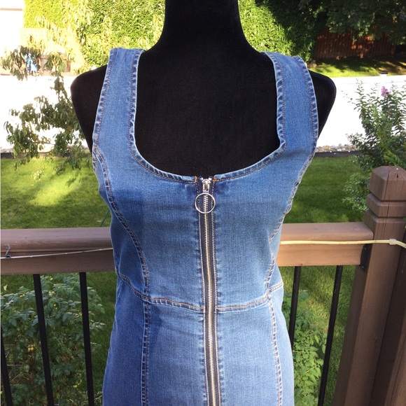 True Religion Jean Dress Size M - Picture 2 of 8